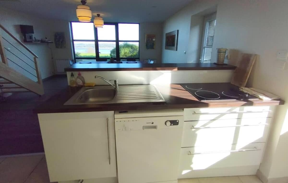 Large Farmhouse With Garden And Sea View For 8 People Locquenole Екстер'єр фото