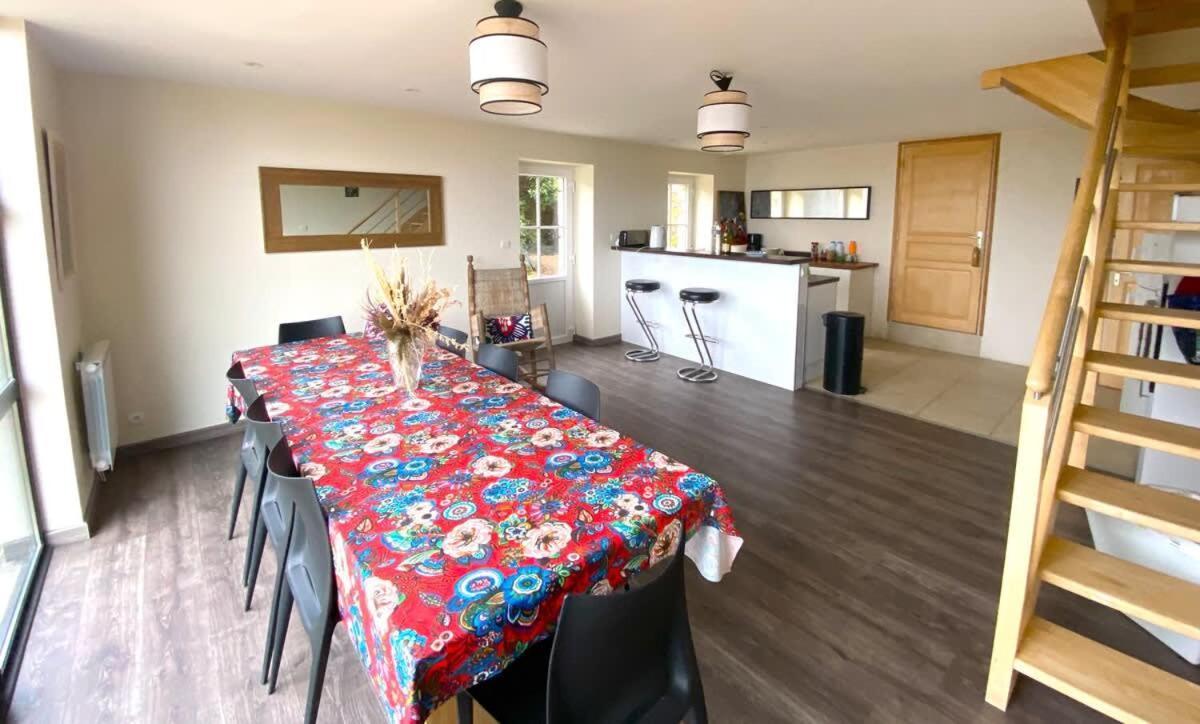 Large Farmhouse With Garden And Sea View For 8 People Locquenole Екстер'єр фото