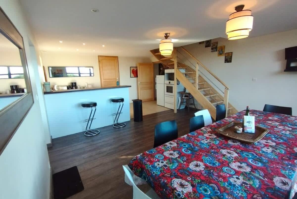 Large Farmhouse With Garden And Sea View For 8 People Locquenole Екстер'єр фото